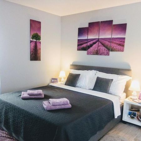 Elly Apartments Spalato Esterno foto